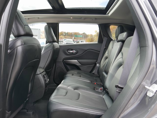Used 2022 Jeep Cherokee Limited w/ Mopar Interior Package image 14