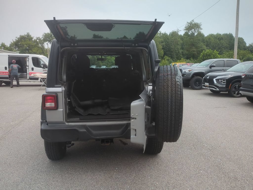 Used 2019 Jeep Wrangler Unlimited Sport S AWD/4WD image 20