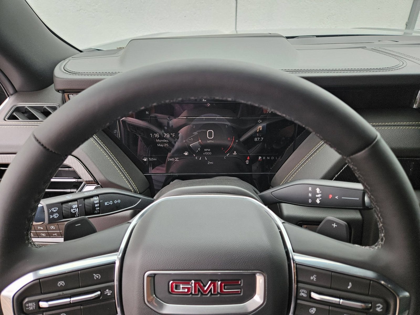 New 2026 GMC Yukon Elevation AWD/4WD image 21