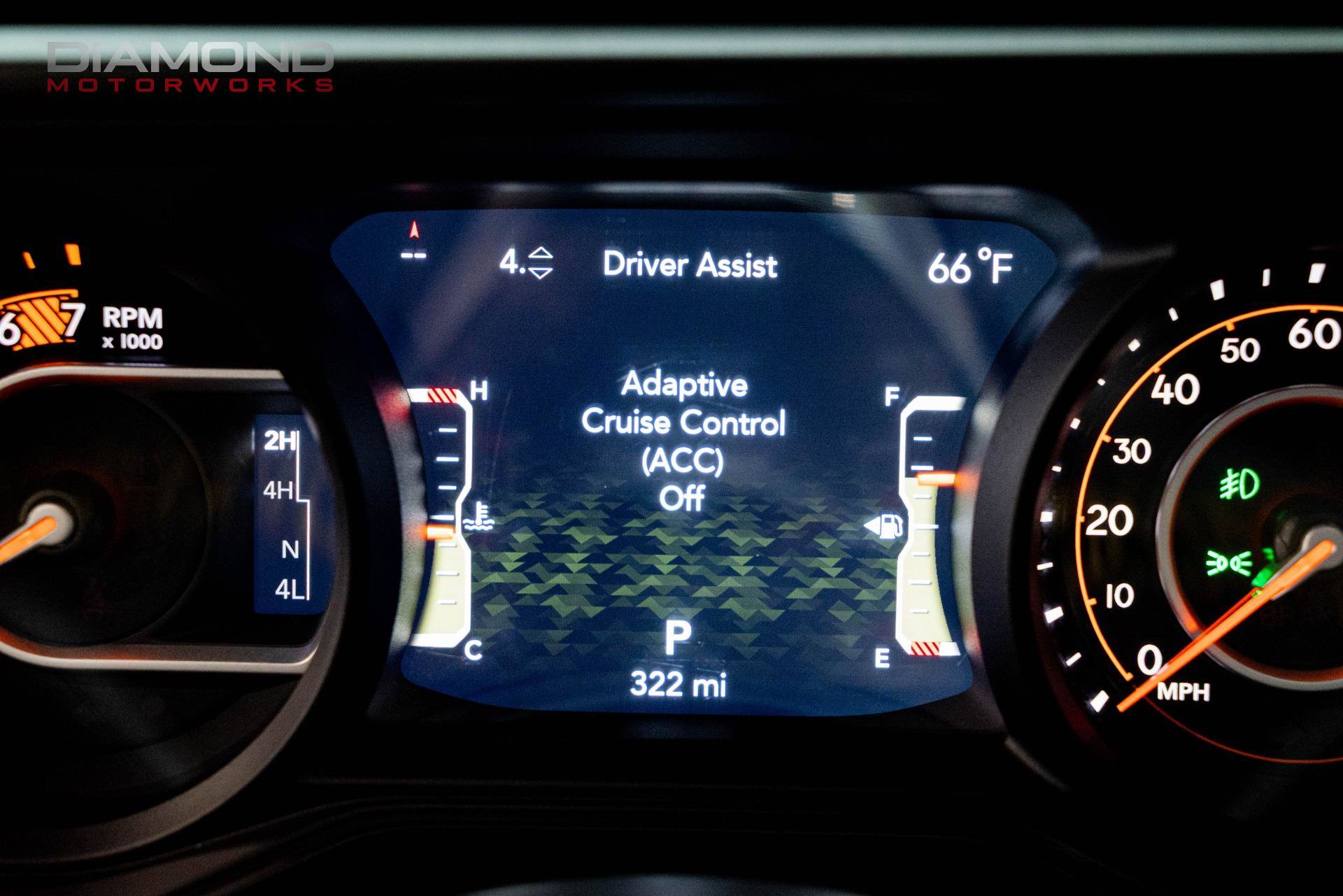 Used 2024 Jeep Wrangler Unlimited Sahara w/ Technology Group image 77