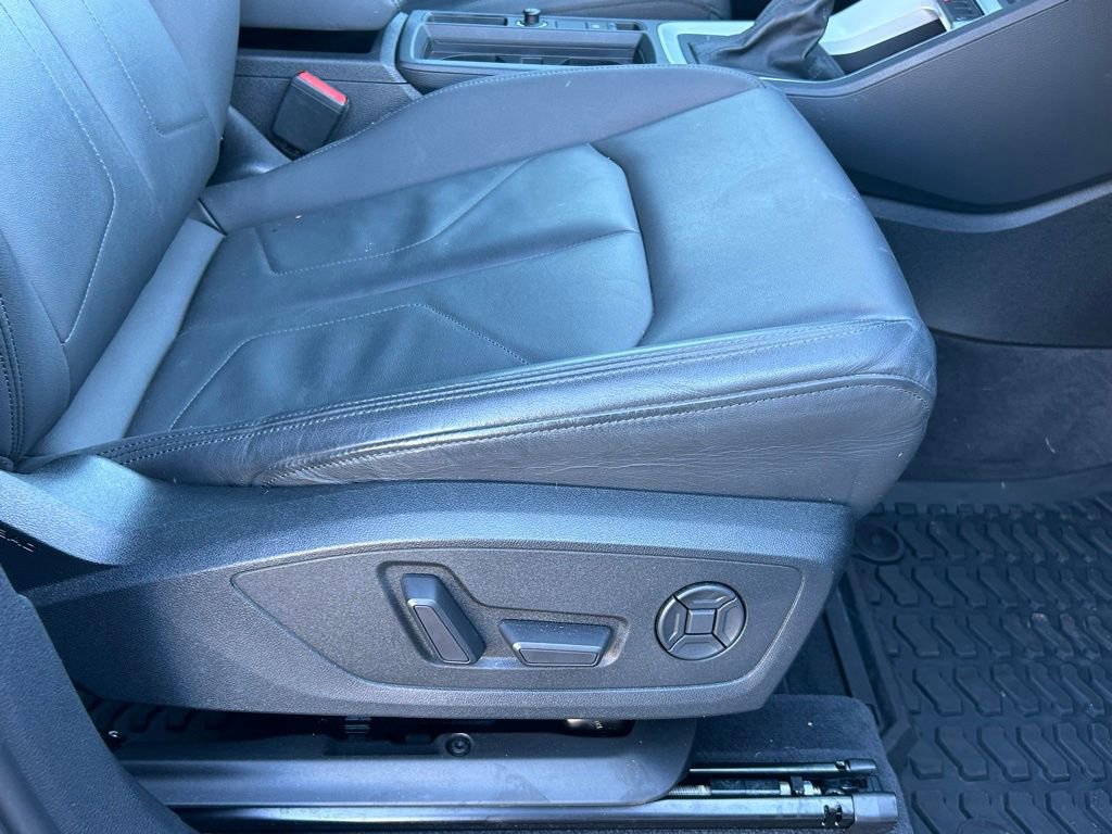 Used 2021 Audi Q3 2.0T Premium image 47