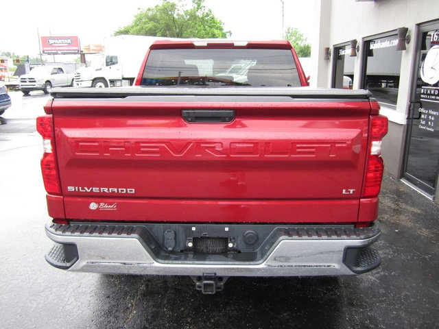 Used 2020 Chevrolet Silverado 1500 LT w/ LT Value Package AWD/4WD image 28
