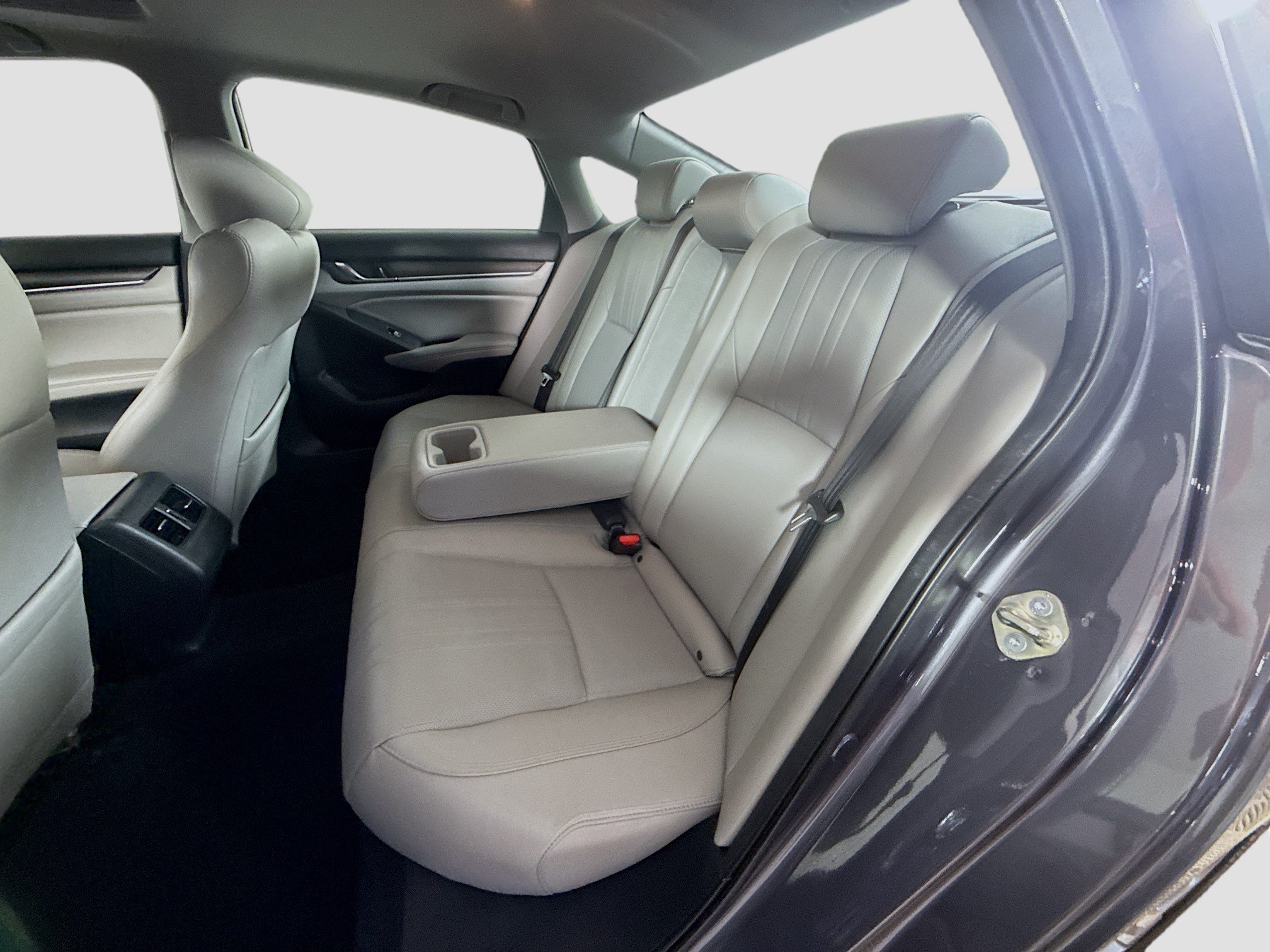Used 2020 Honda Accord EX-L image 25