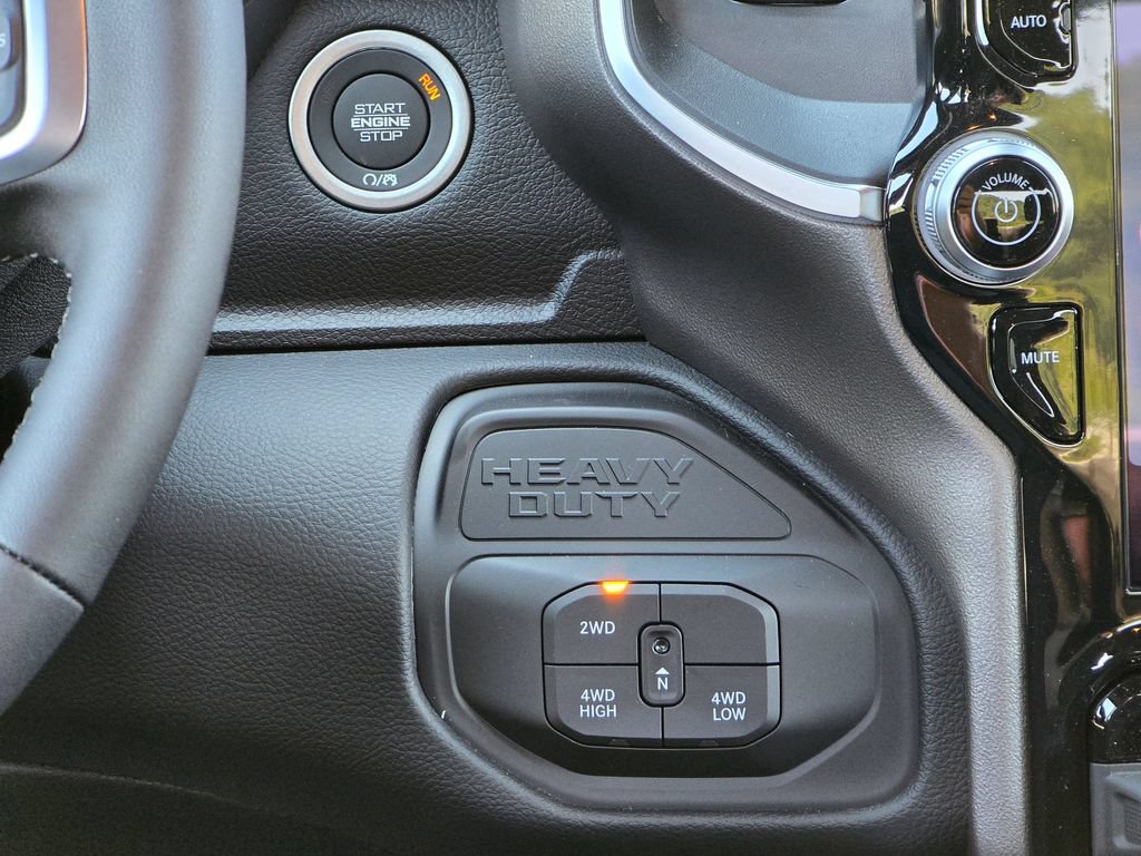 New 2026 RAM 2500 Big Horn AWD/4WD image 31