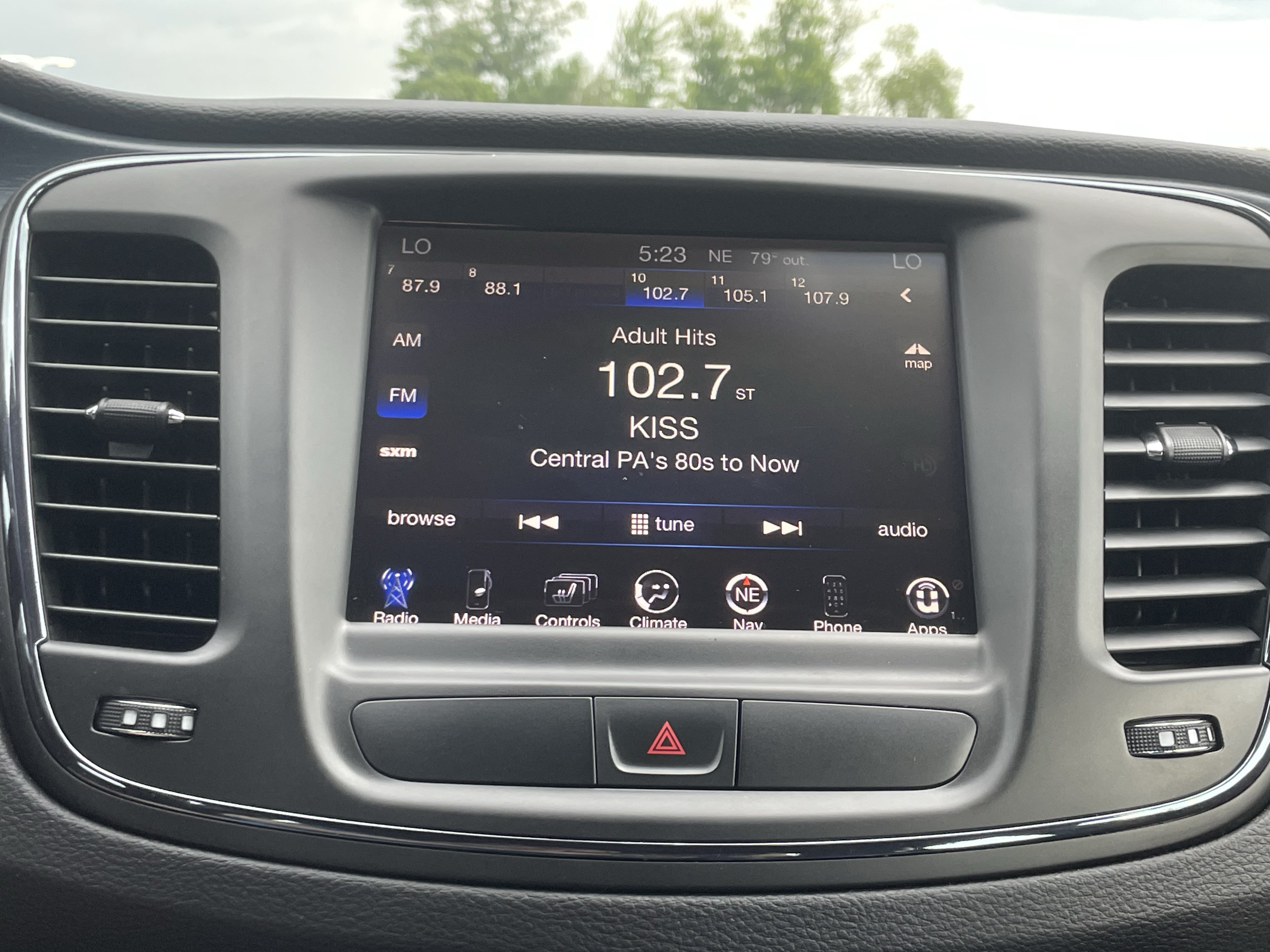 Used 2015 Chrysler 200 S w/ Navigation & Sound Group I FWD image 24