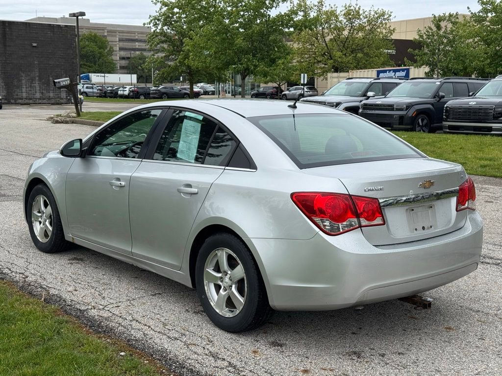 Used 2013 Chevrolet Cruze LT FWD image 3