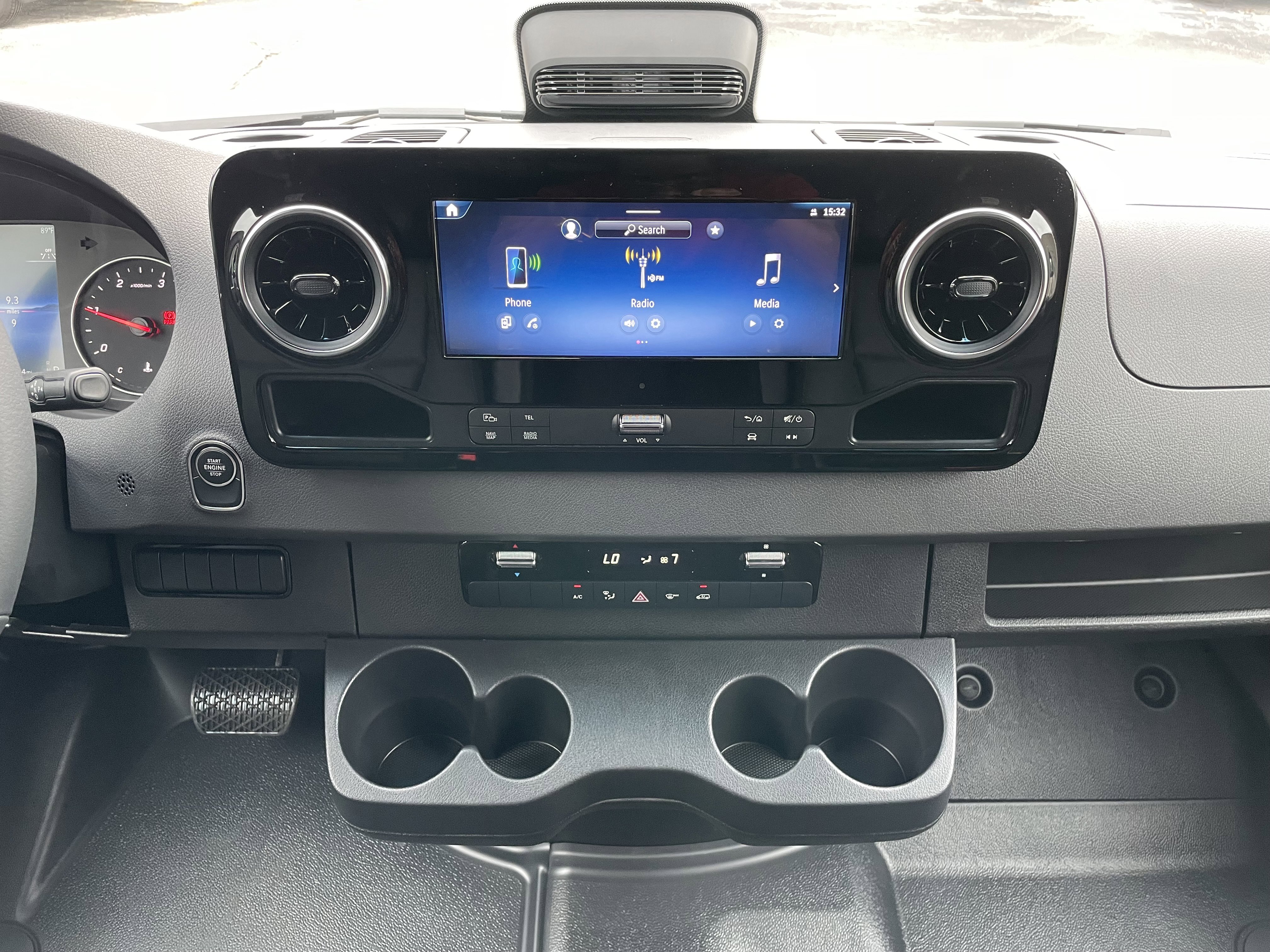 New 2025 Mercedes-Benz Sprinter 2500 image 10