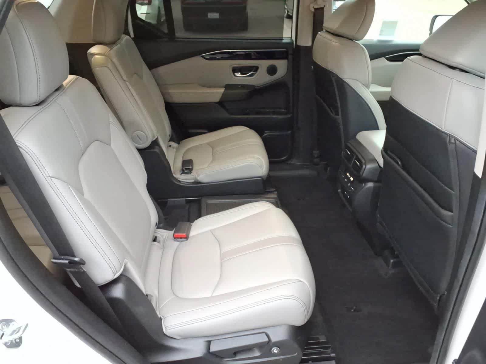 Certified 2024 Honda Pilot EX-L image 13