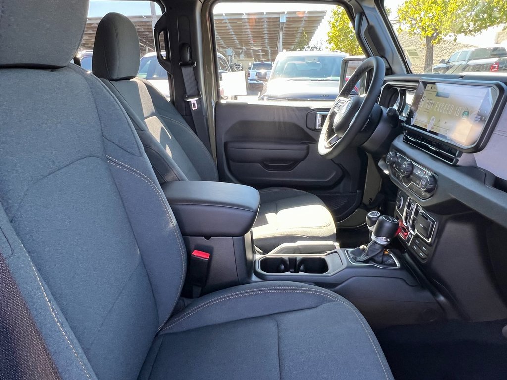 New 2025 Jeep Gladiator Willys image 12