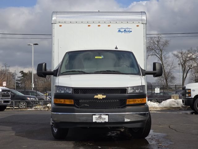 New 2025 Chevrolet Express 3500 w/ Power Convenience Package RWD image 9
