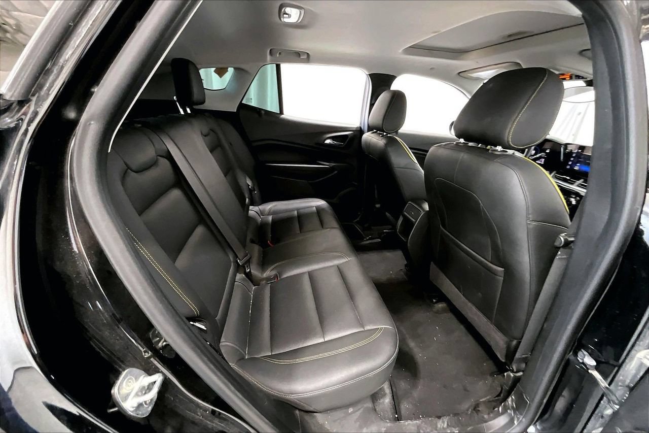 Used 2024 Chevrolet Trax ACTIV w/ Sunroof Package FWD image 25