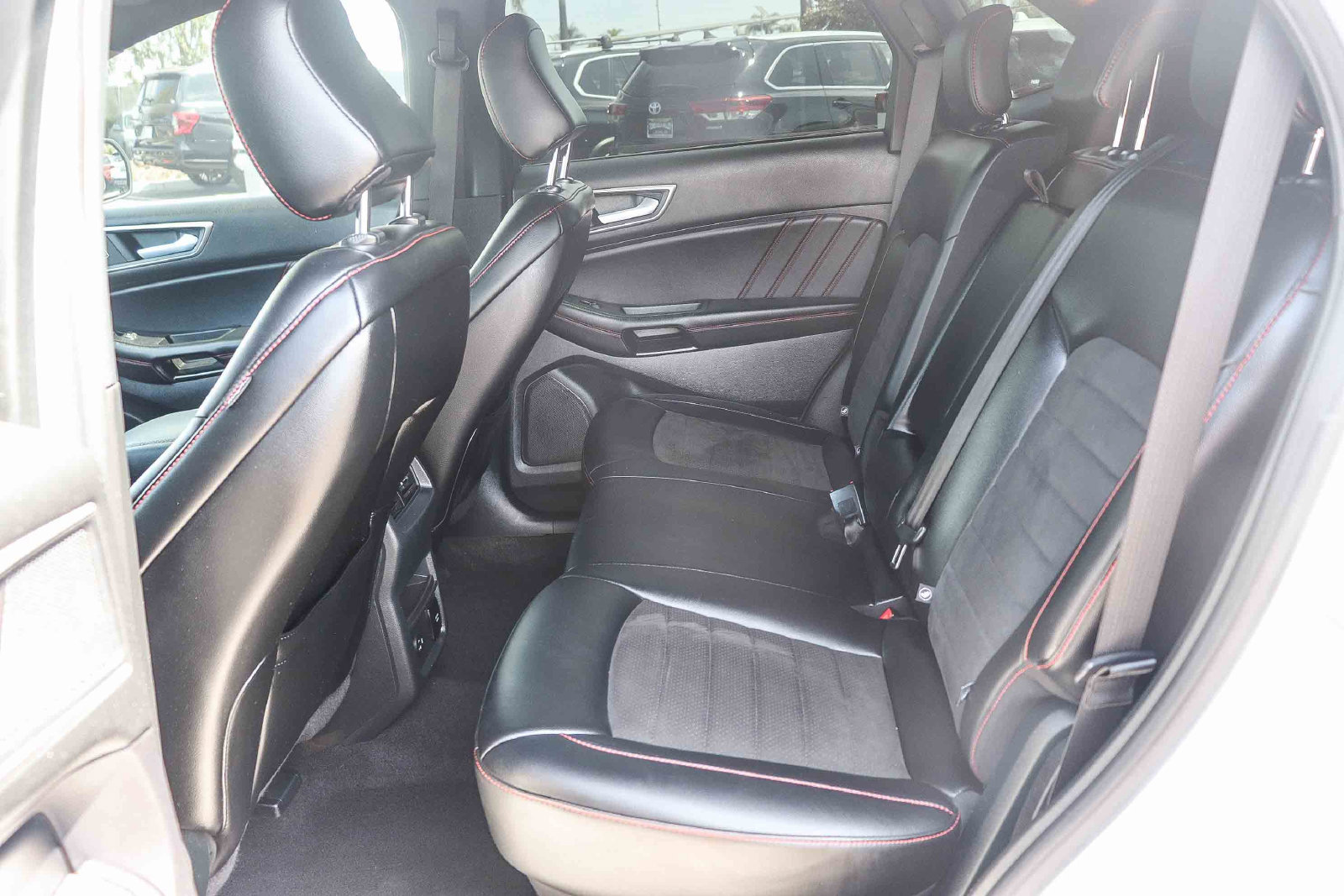 Used 2022 Ford Edge ST-Line AWD/4WD image 20