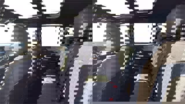 Certified 2025 Mercedes-Benz GLB 250 4MATIC image 5