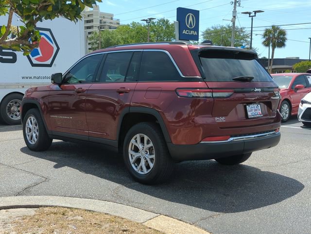 Used 2022 Jeep Grand Cherokee Limited w/ Luxury Tech Group II AWD/4WD image 6