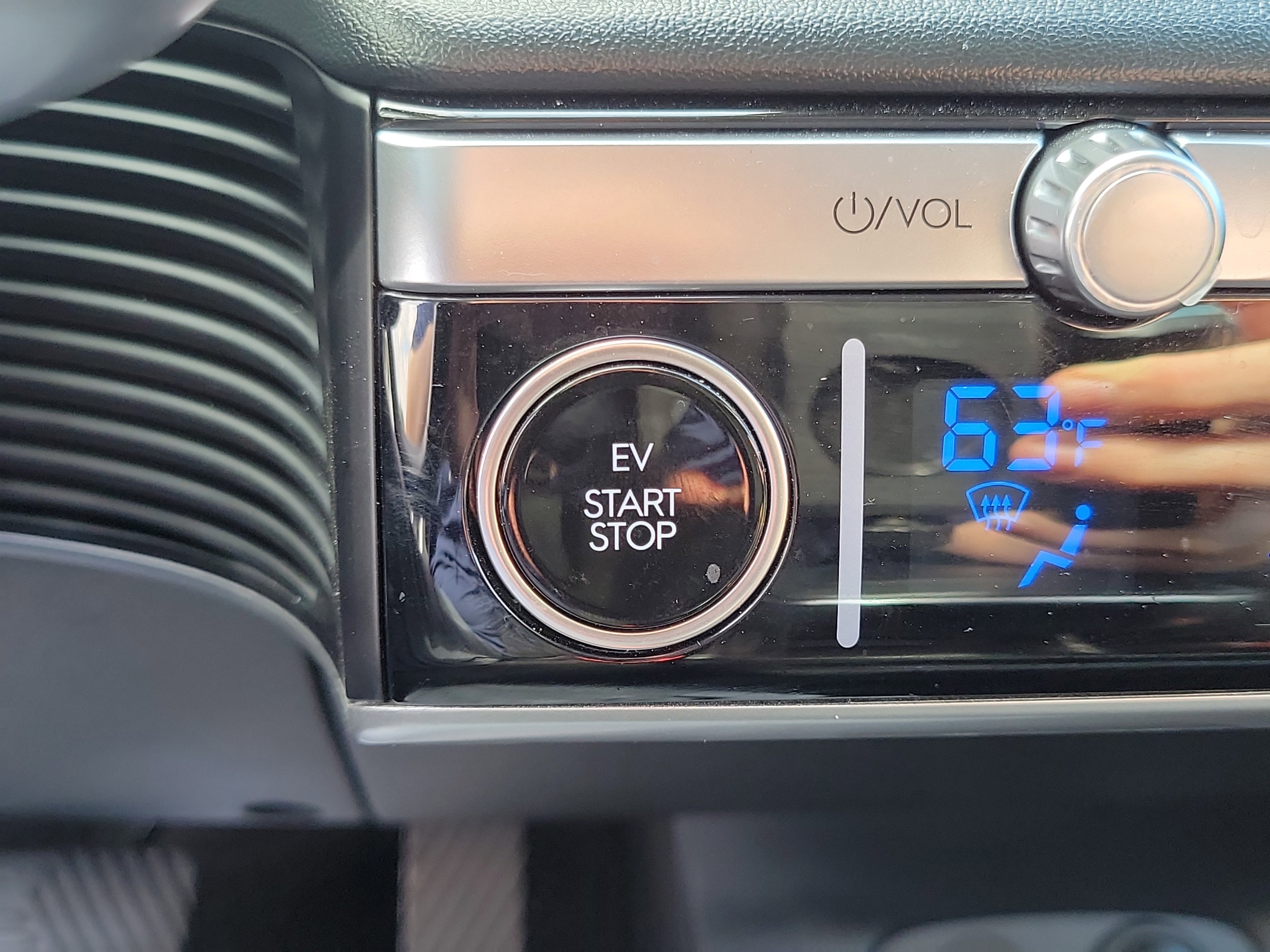 Certified 2024 Hyundai Ioniq 5 SE RWD image 14