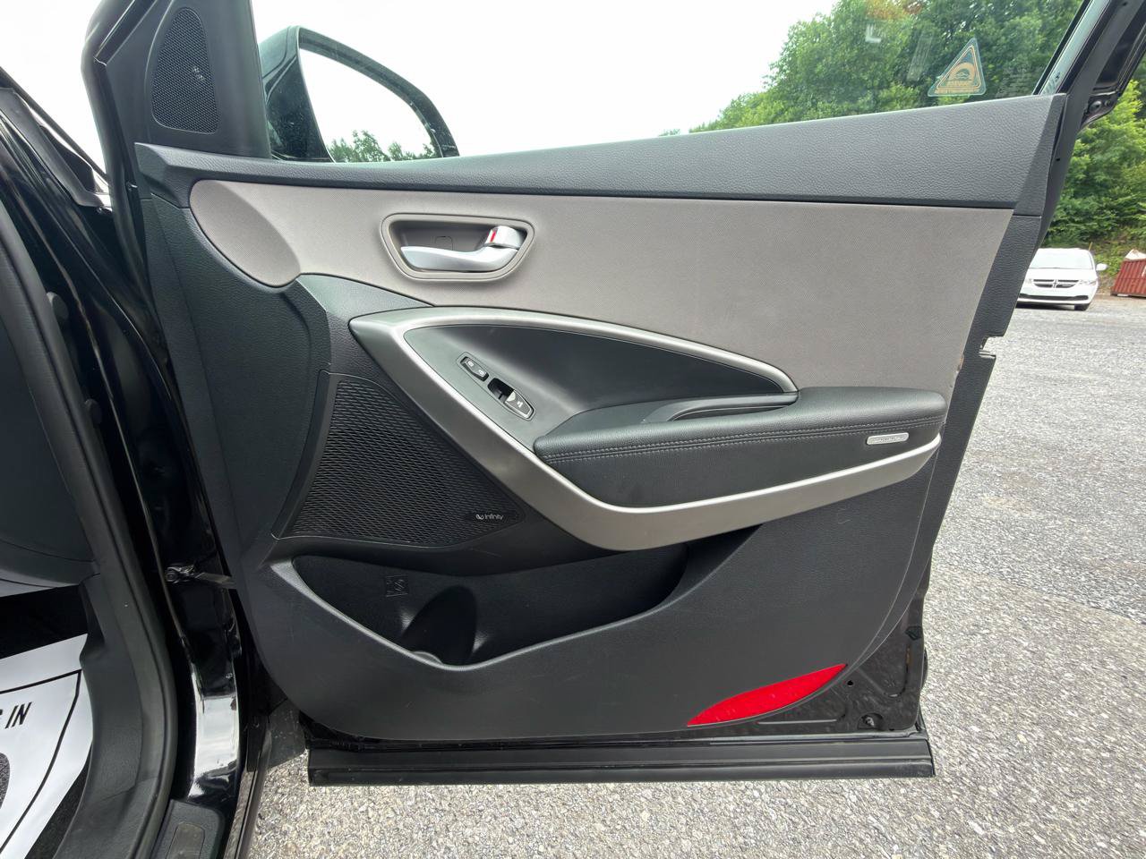 Used 2017 Hyundai Santa Fe Limited FWD image 38