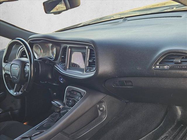 Used 2019 Dodge Challenger SXT AWD/4WD image 20