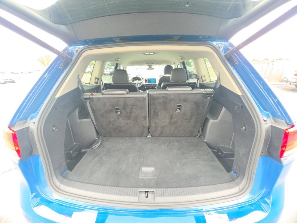 Used 2025 Volkswagen Atlas SE AWD/4WD image 29