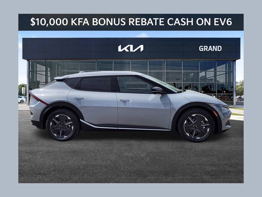 New 2025 Kia EV6 Light w/ Light LR Technology Package image 1