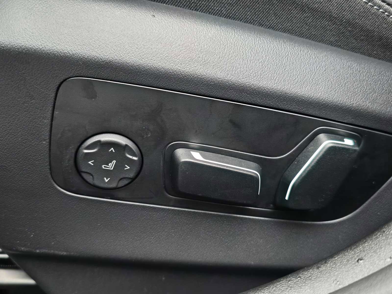 Used 2024 BMW i5 eDrive40i w/ M Sport Package image 37