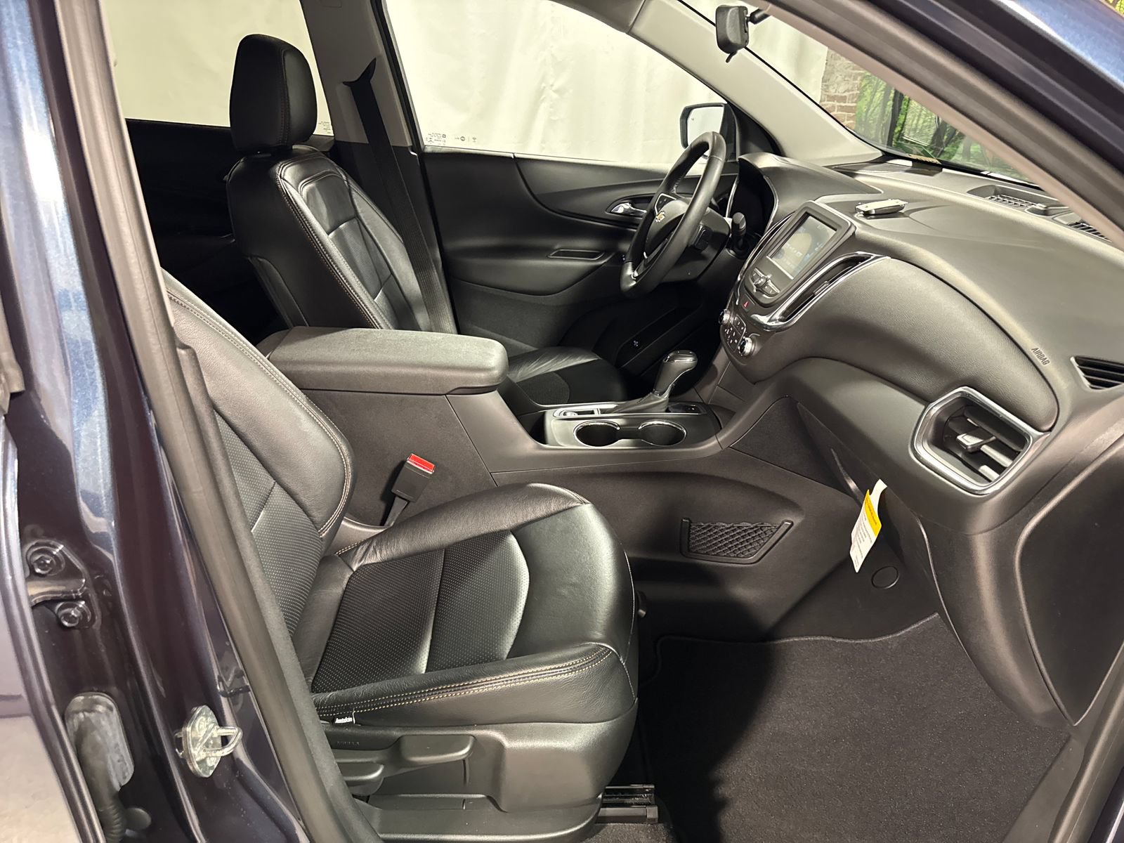 Used 2018 Chevrolet Equinox LT AWD/4WD image 27