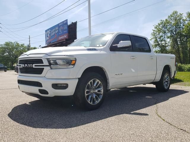 Used 2022 RAM 1500 Laramie w/ Sport Appearance Package AWD/4WD image 8