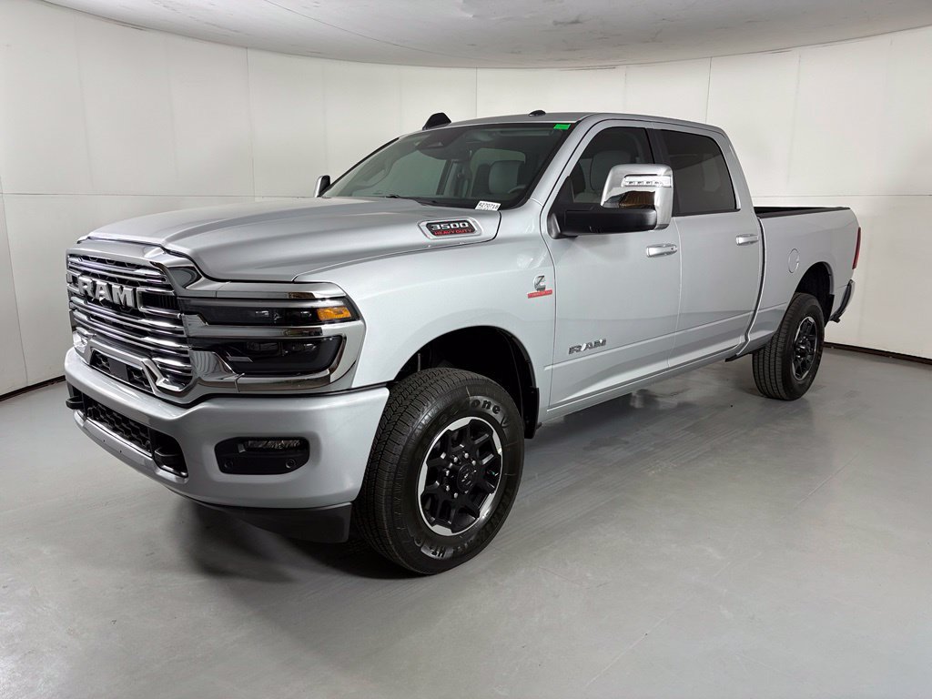 New 2027 RAM 3500 Laramie AWD/4WD image 4