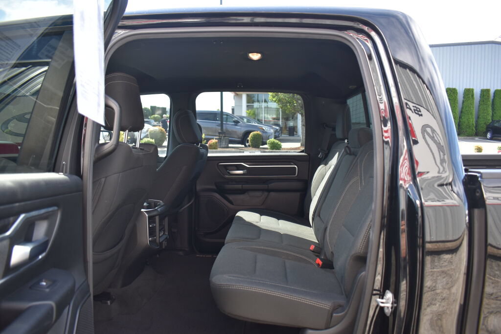 Used 2019 RAM 1500 Big Horn AWD/4WD image 20