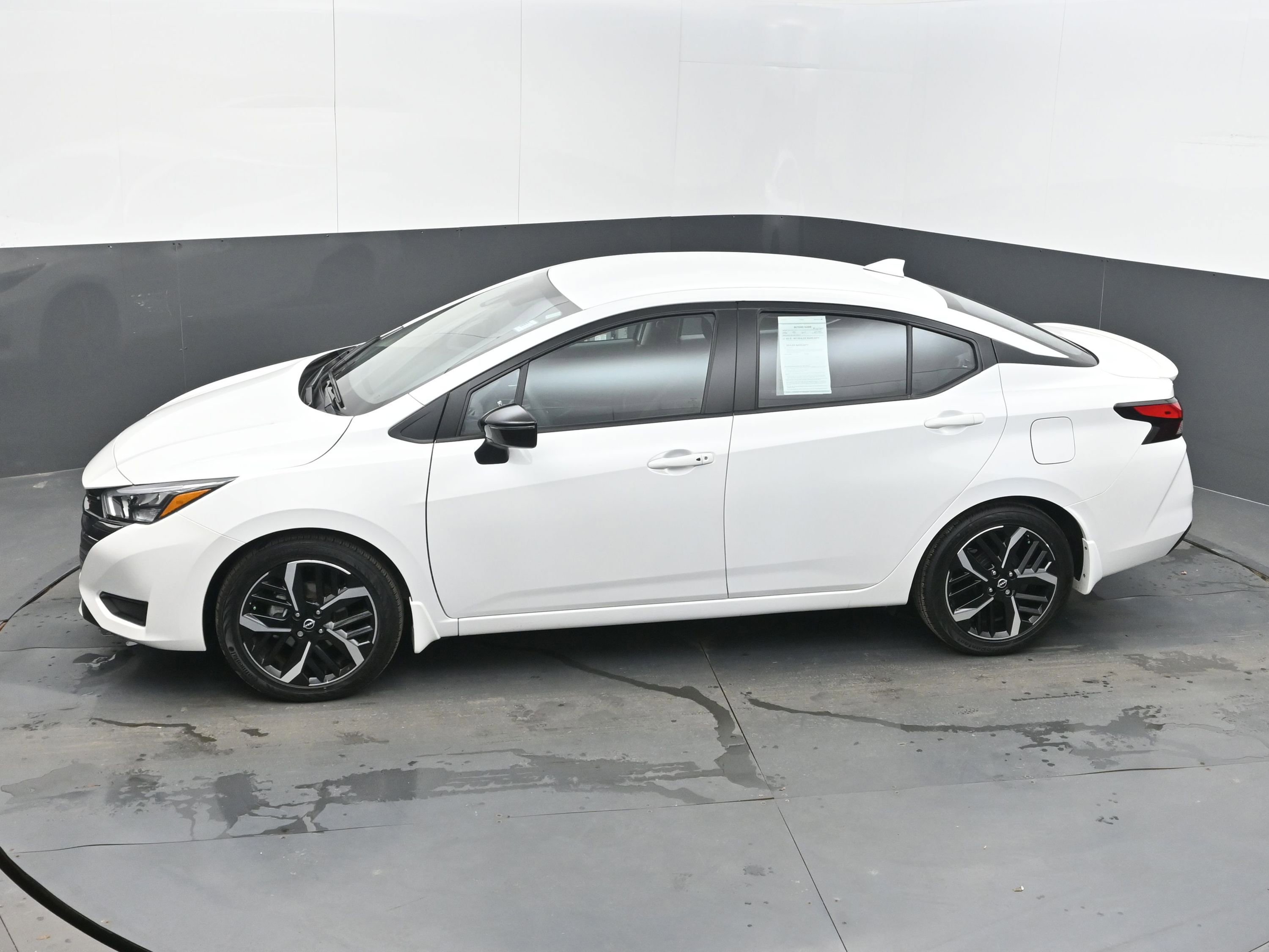 Certified 2025 Nissan Versa SR w/ Trunk Package image 34