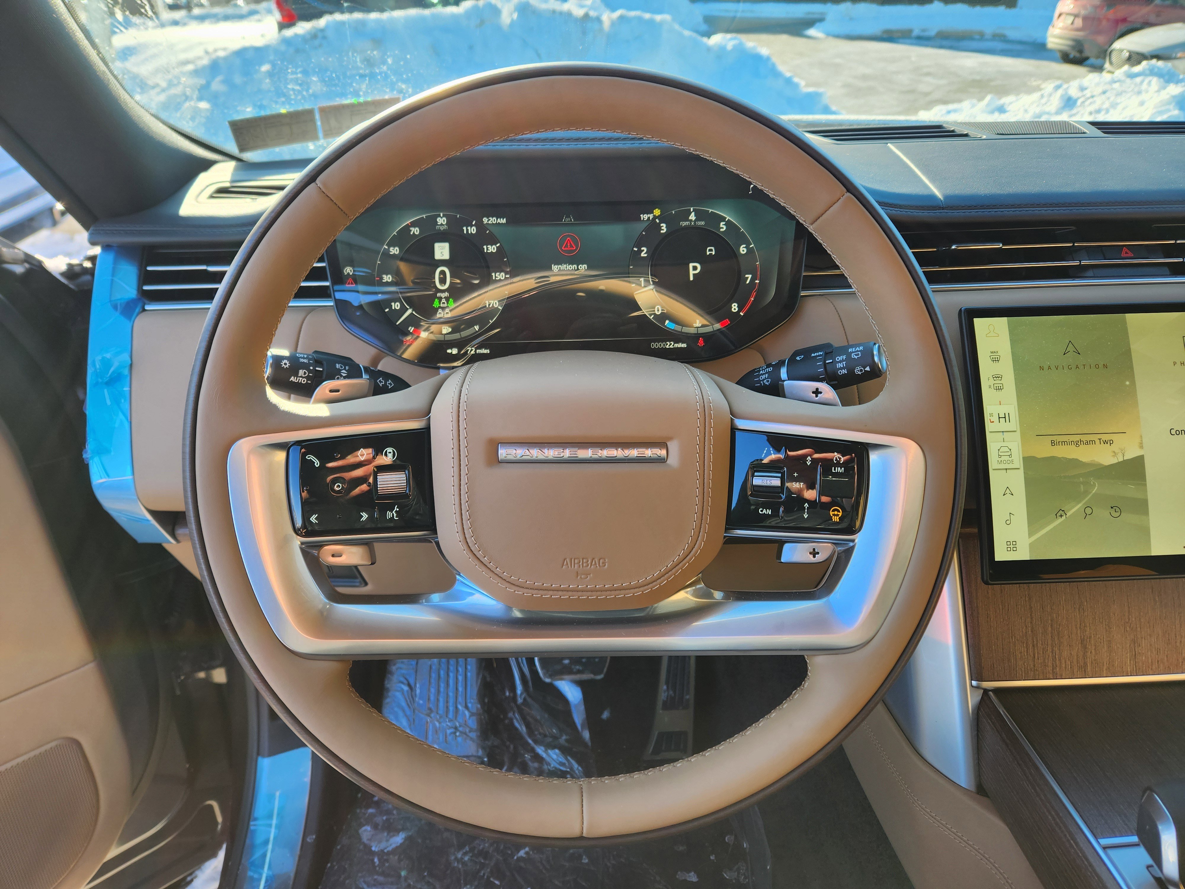 New 2026 Land Rover Range Rover Long Wheelbase SE image 15