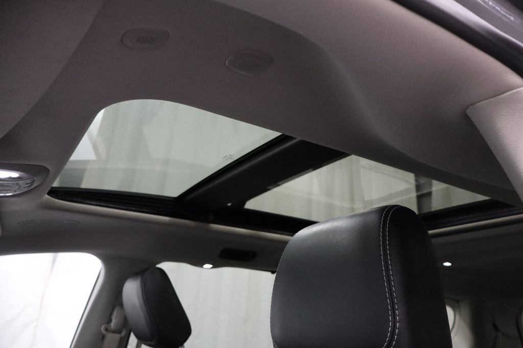 Used 2023 Chrysler Pacifica Limited image 23