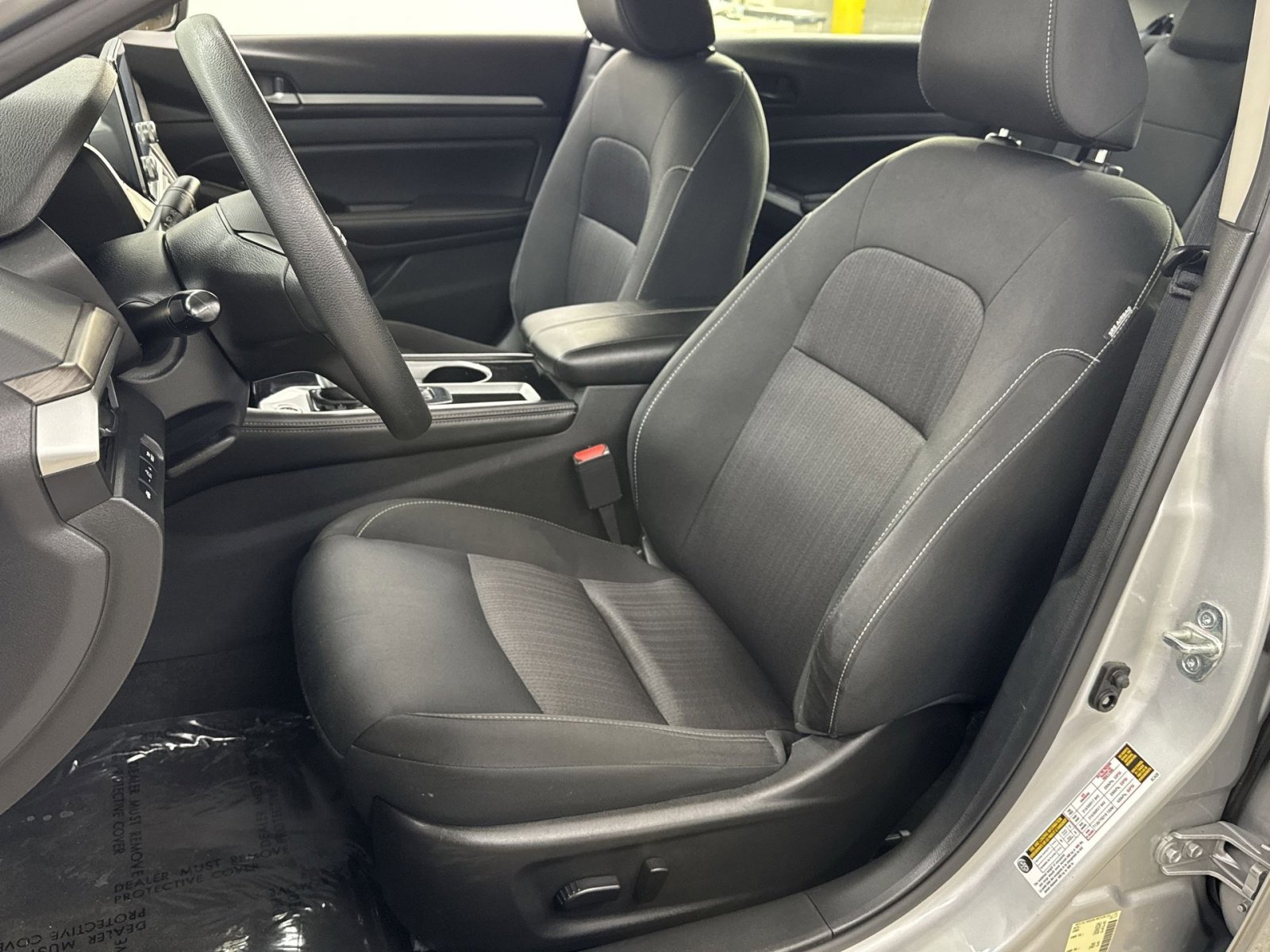 Used 2023 Nissan Altima 2.5 SV FWD image 25