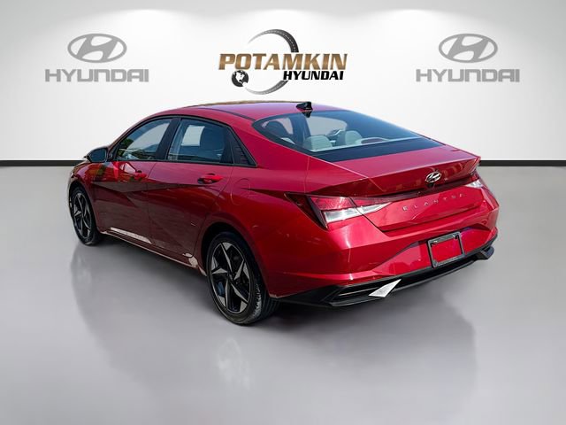 Used 2023 Hyundai Elantra SEL w/ Convenience Package FWD image 7