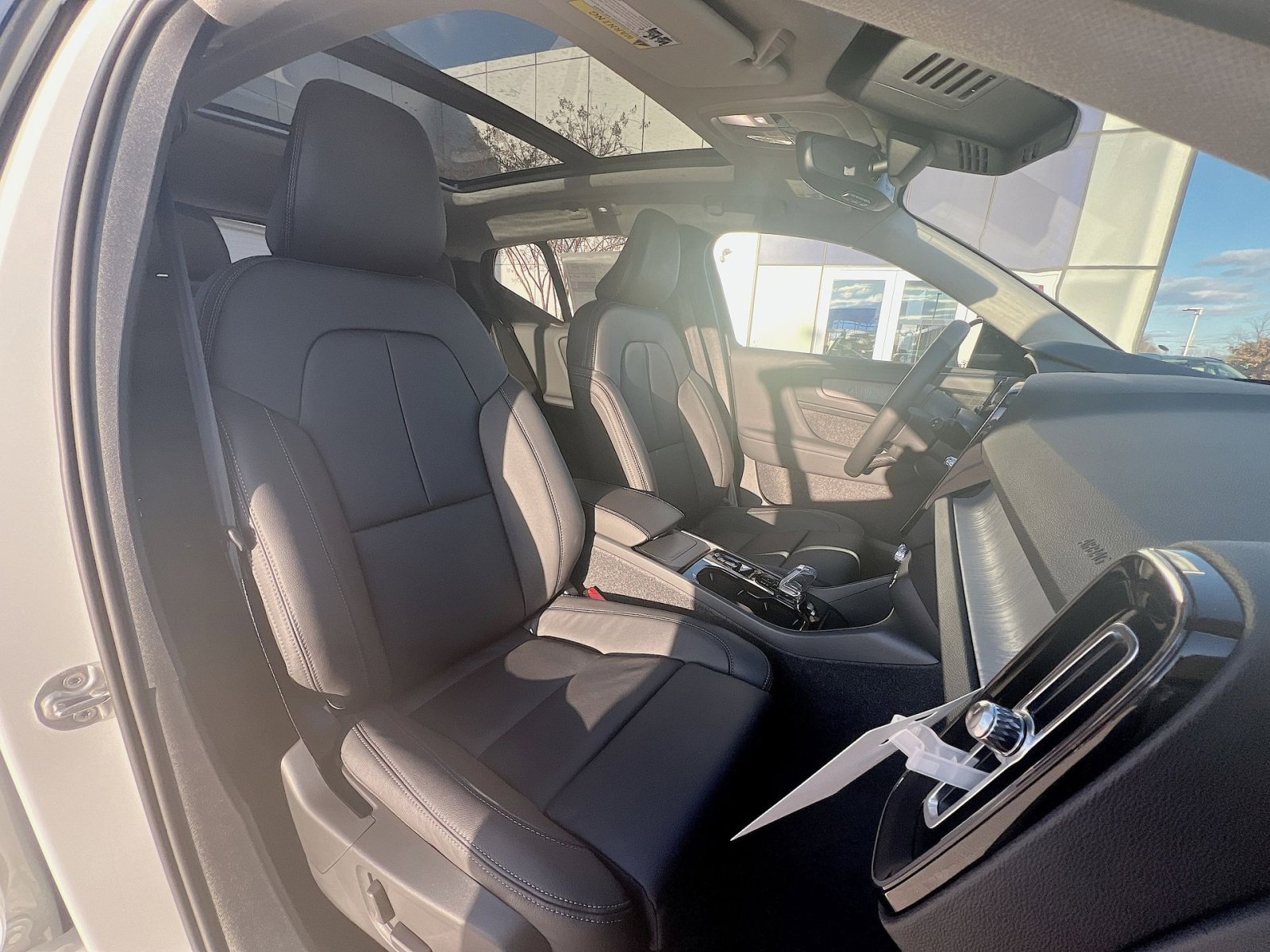 New 2026 Volvo XC40 B5 Plus w/ Protection Package Premier image 26