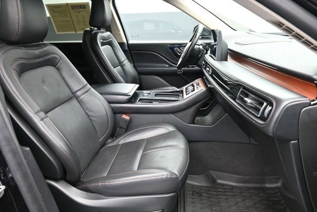 Used 2022 Lincoln Aviator Reserve w/ Equipment Group 201A AWD/4WD image 37