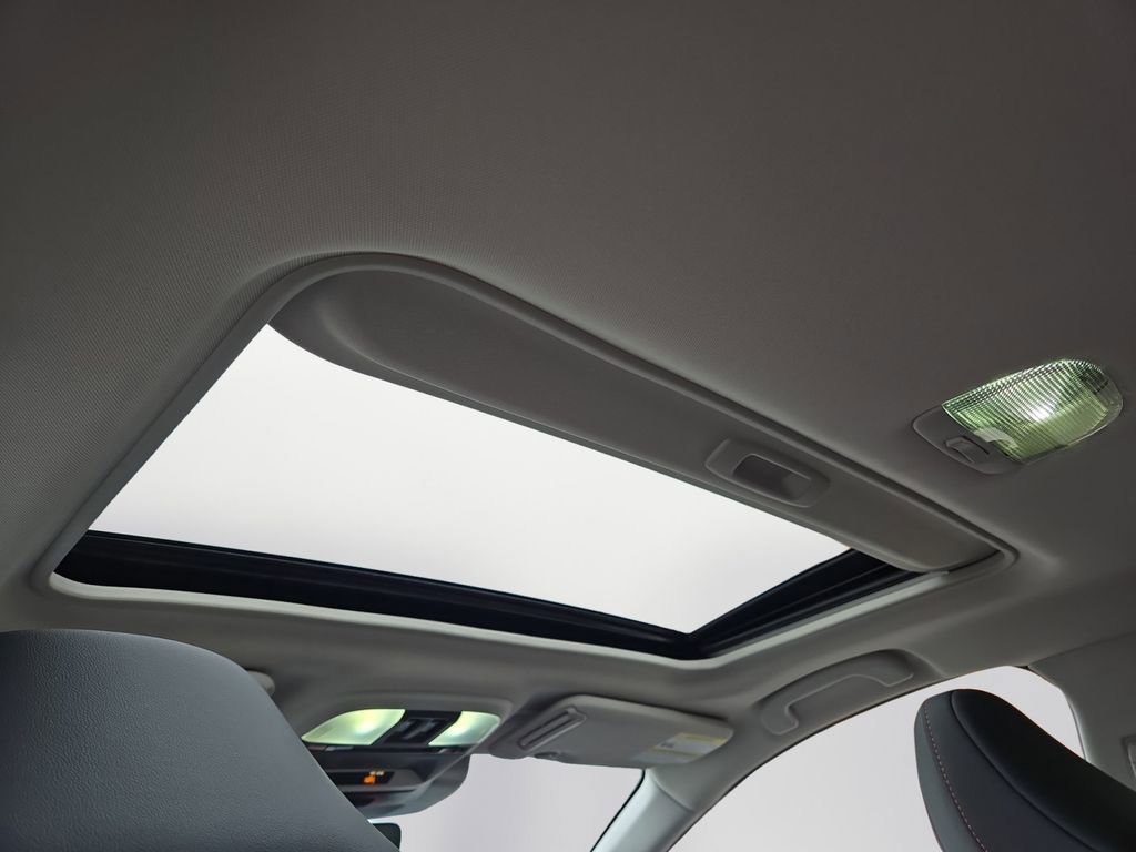 Certified 2025 Subaru Crosstrek 2.5i Limited w/ Crosstrek Mirror Package image 19