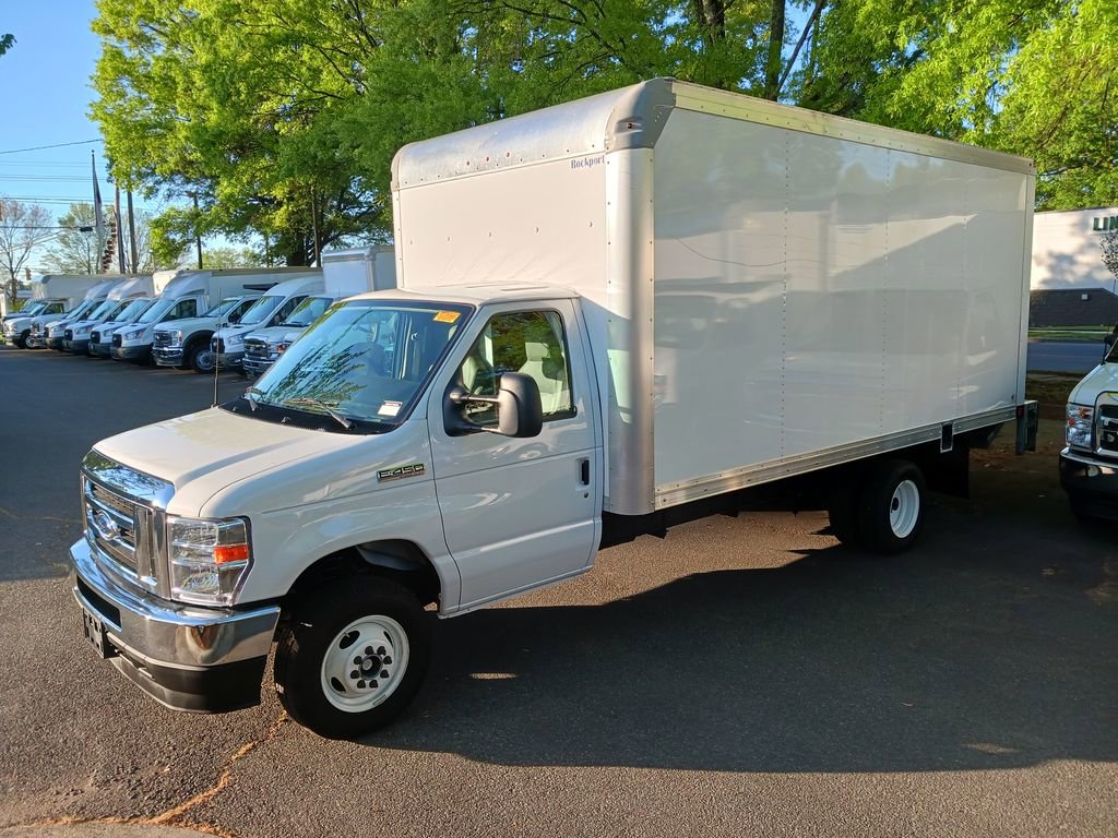 Used 2025 Ford E-450 and Econoline 450 Super Duty w/ Power Equipment Group