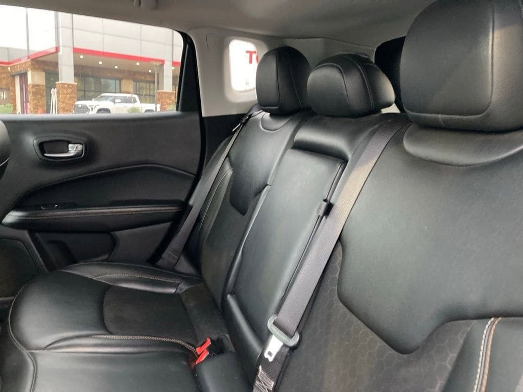 Used 2020 Jeep Compass Latitude FWD image 11