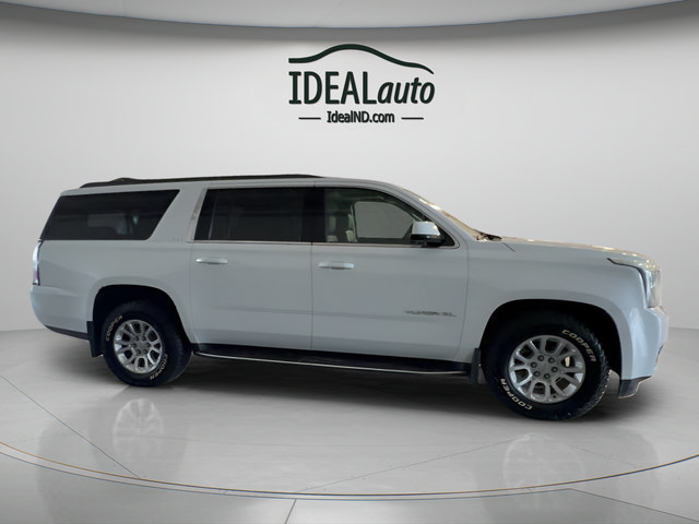 Used 2017 GMC Yukon XL SLT w/ Open Road Package AWD/4WD image 2