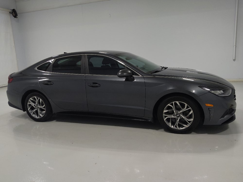 Used 2022 Hyundai Sonata SEL w/ Preferred Accessory Package FWD image 11