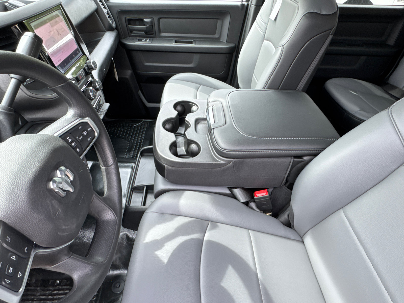 New 2026 RAM 2500 Tradesman w/ Chrome Appearance Group AWD/4WD image 9