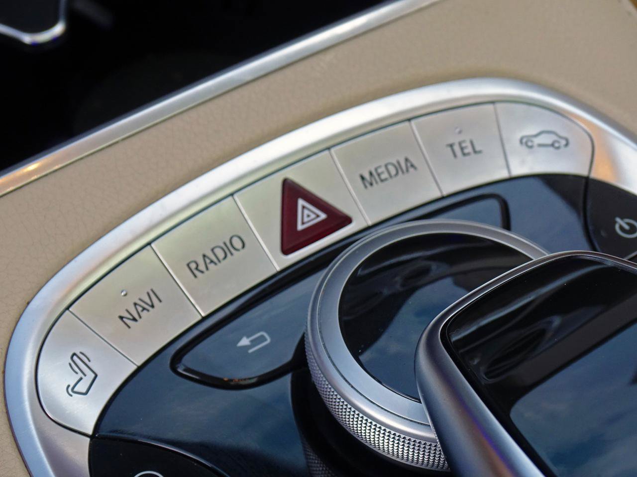 Used 2020 Mercedes-Benz S 450 Sedan image 25