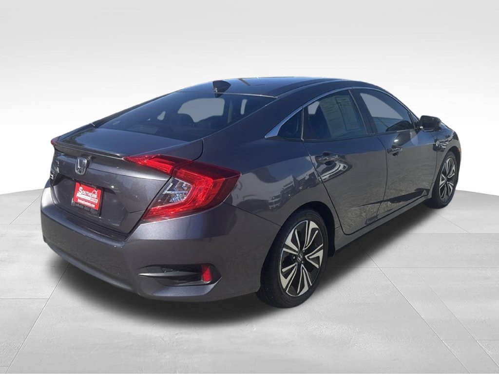 Used 2018 Honda Civic EX-L image 4