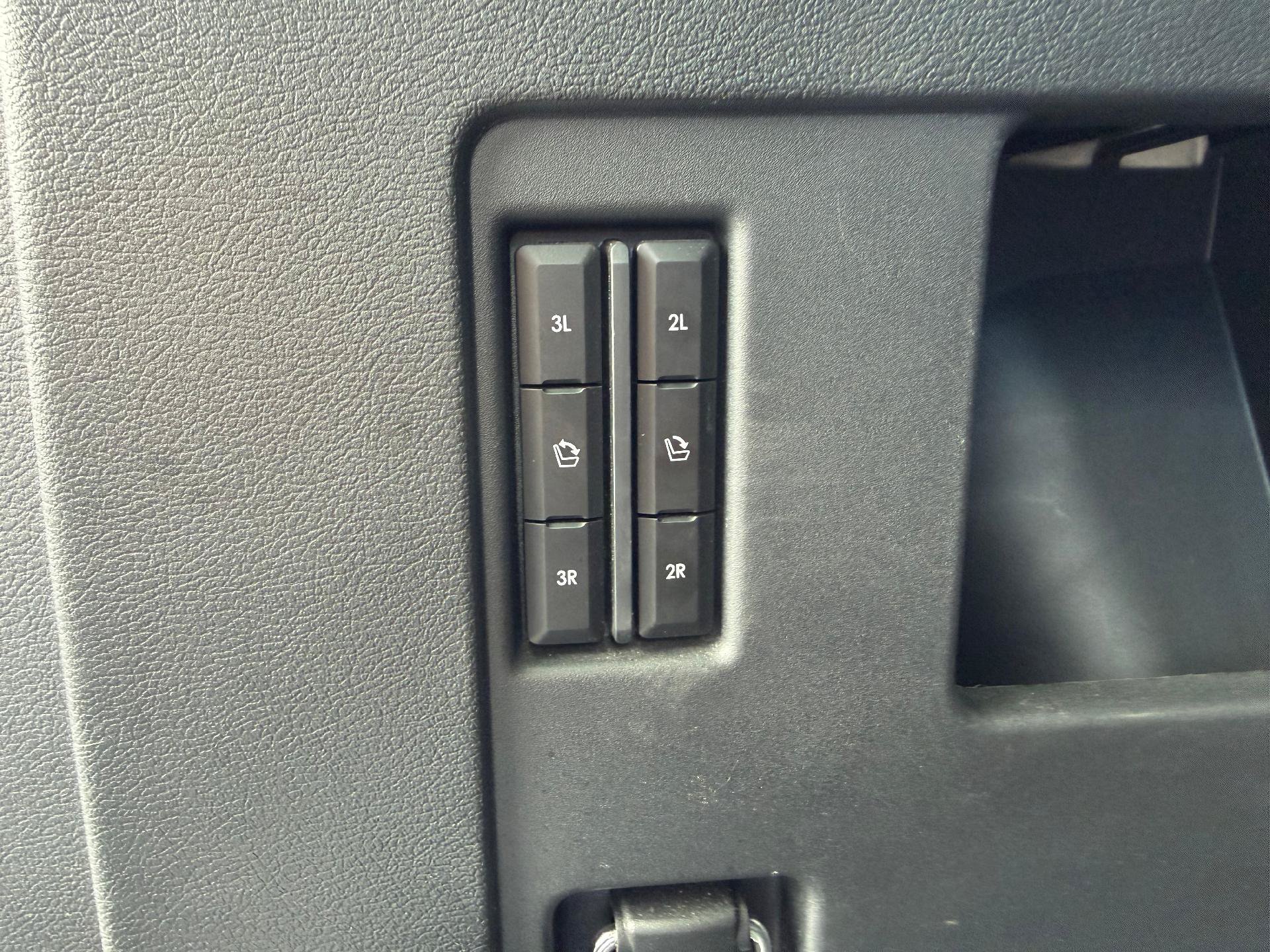 Used 2023 Lincoln Navigator L Reserve AWD/4WD image 14