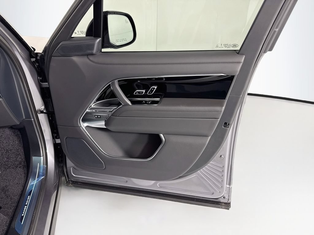 New 2026 Land Rover Range Rover SE AWD/4WD image 26