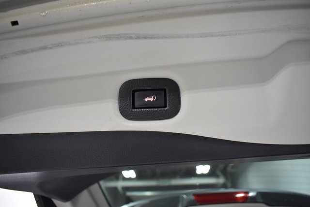 Used 2020 Nissan Rogue SL w/ Premium Package image 35