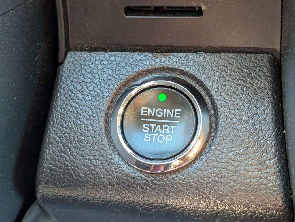 Used 2021 Ford Expedition Platinum image 39