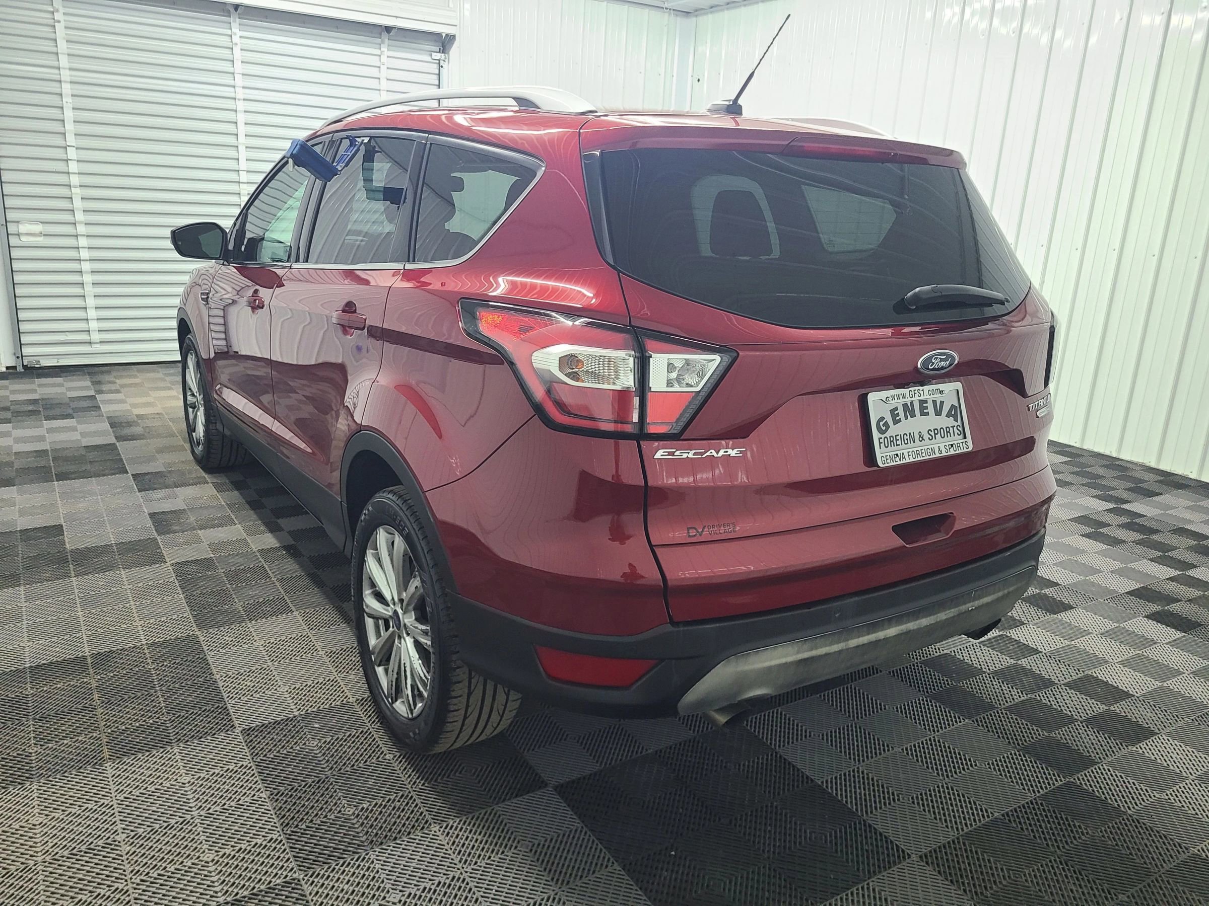 Used 2017 Ford Escape Titanium AWD/4WD image 10