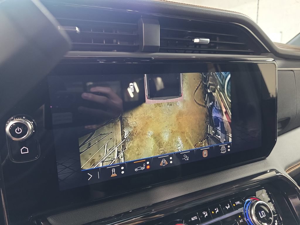 New 2026 GMC Sierra 3500 AT4 w/ Technology Package AWD/4WD image 23