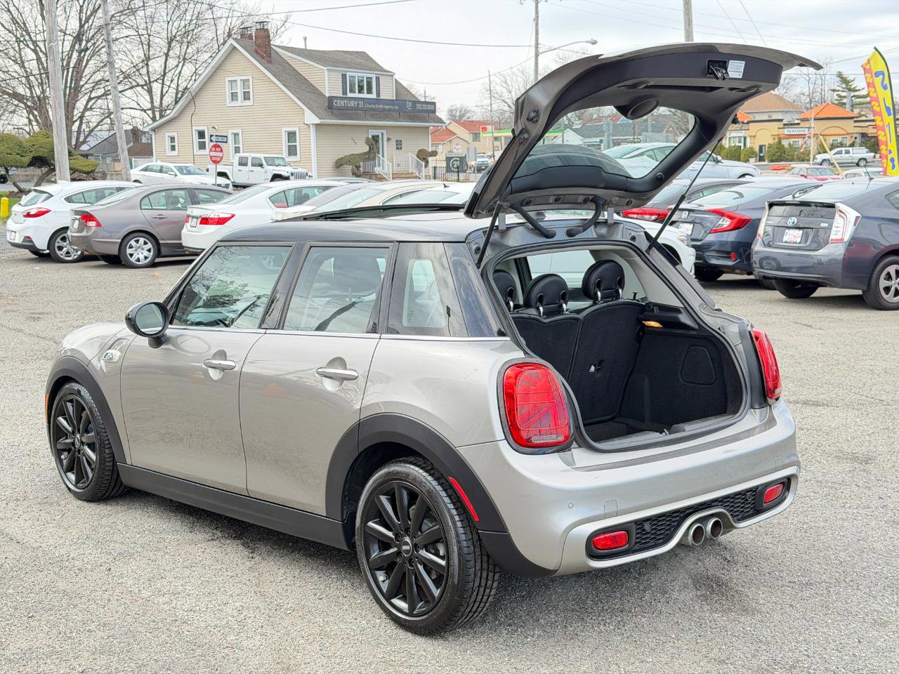 Used 2019 MINI Cooper S w/ Premium Package FWD image 36